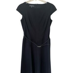 Jones Wear Dress Black Size 8 Cap Sleeves Belted Waist Zipper in Back Crewneck